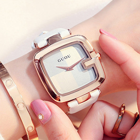 Square bracelet watch - Novaluxe