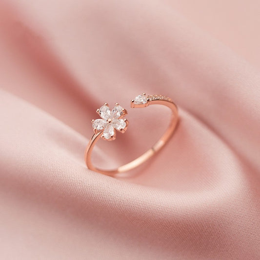 Five-petal Flower Korean Style Silver Ring - Novaluxe