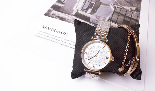 Wrist Watches Douyin The Same Gypsophila Watch Set Wechat Ladies Watch Bracelet Two-piece Set - Novaluxe